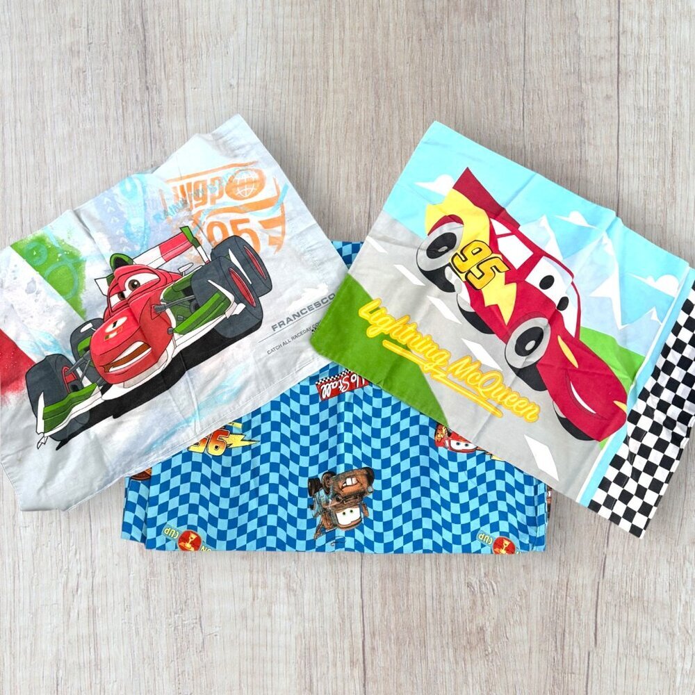 DISNEY Pixar CARS Lightning McQueen Racing Flat Sheet & 2 Pillowcases TWIN